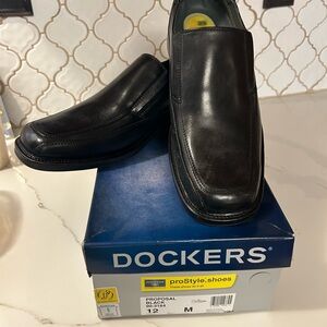 Dockers Men's Classic Black Loafers